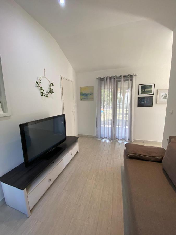 Apartman Cukar II Pula Apartment Bagian luar foto
